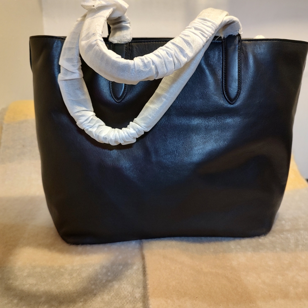 SOLD** Coach Metropolitan Soft Tote 25978 Black Leather NWT - Picture 4 of 12